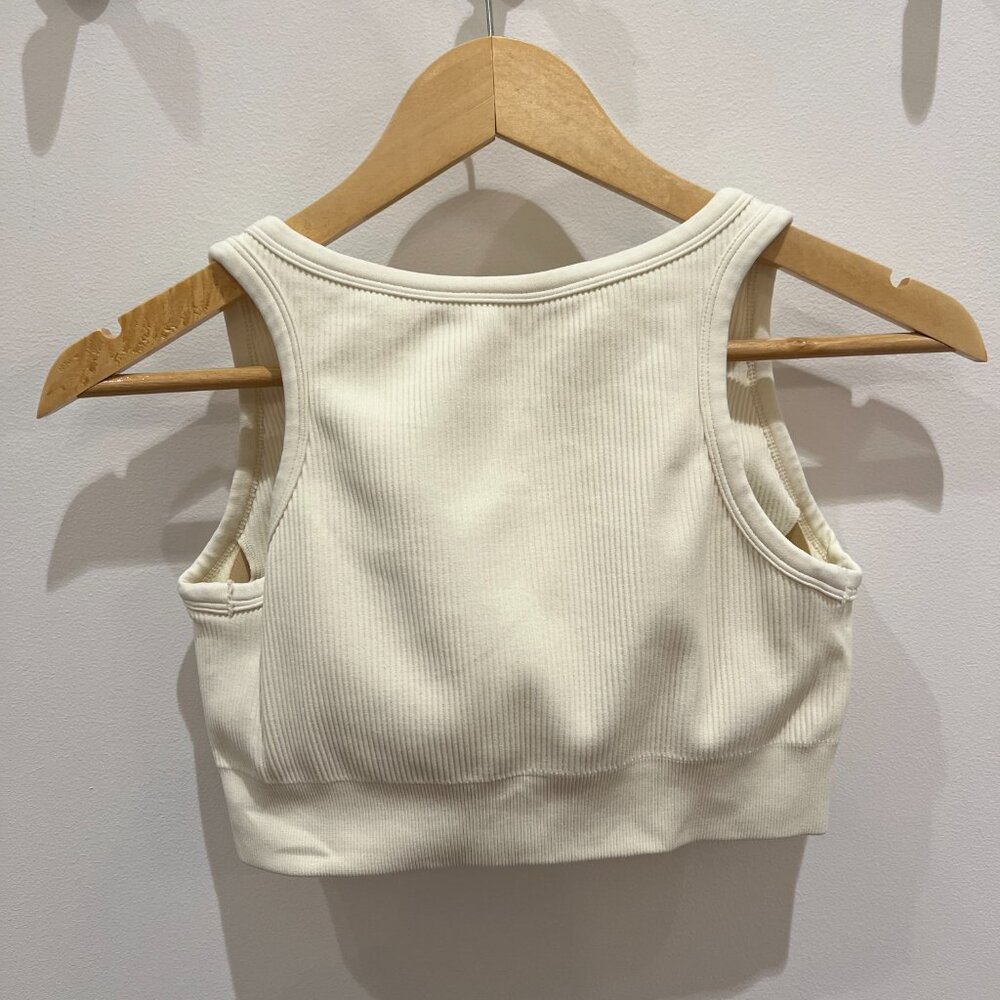 4 Piece Ribbed Ivory Amazon Workout Set | Women's Size M - Picture 7 of 11